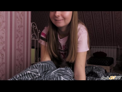 ❤️ Blondie onun BFF-ni dərindən sorur və ağzına boşaldır ☑ Seks videosu az.quizfarmature.ru ❌️